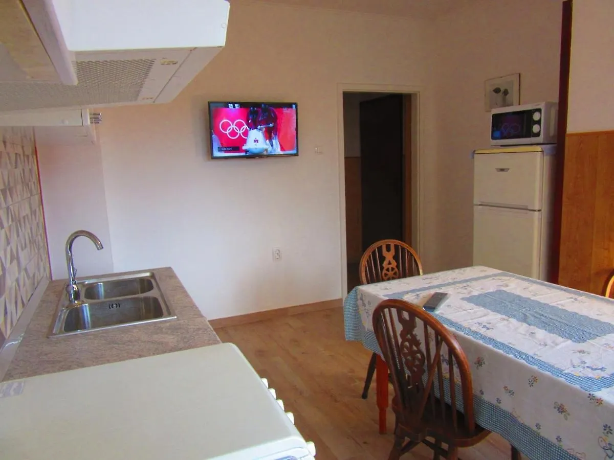Apartments Jaksa Pula