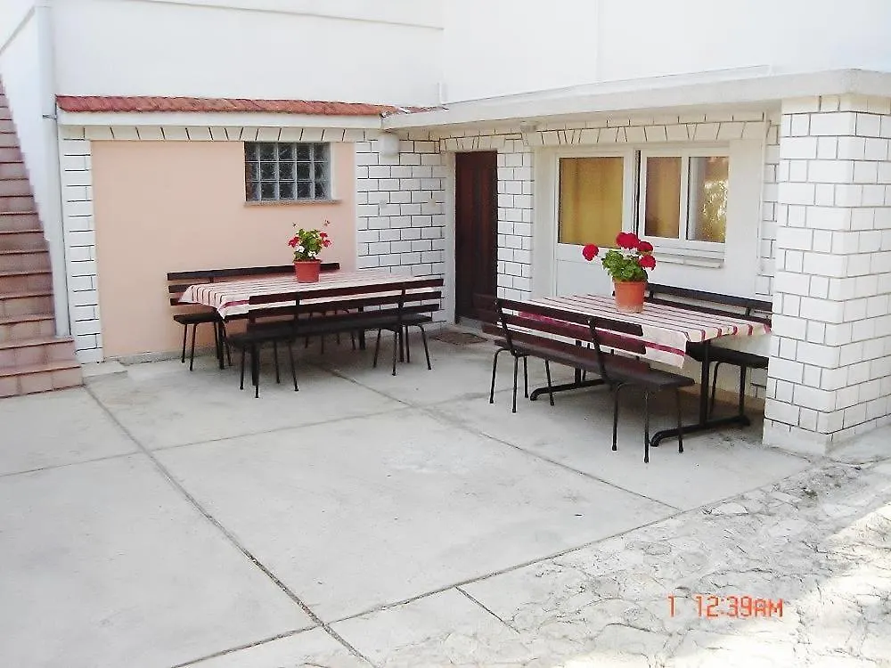 Apartments Jaksa Pula Casa de hóspedes